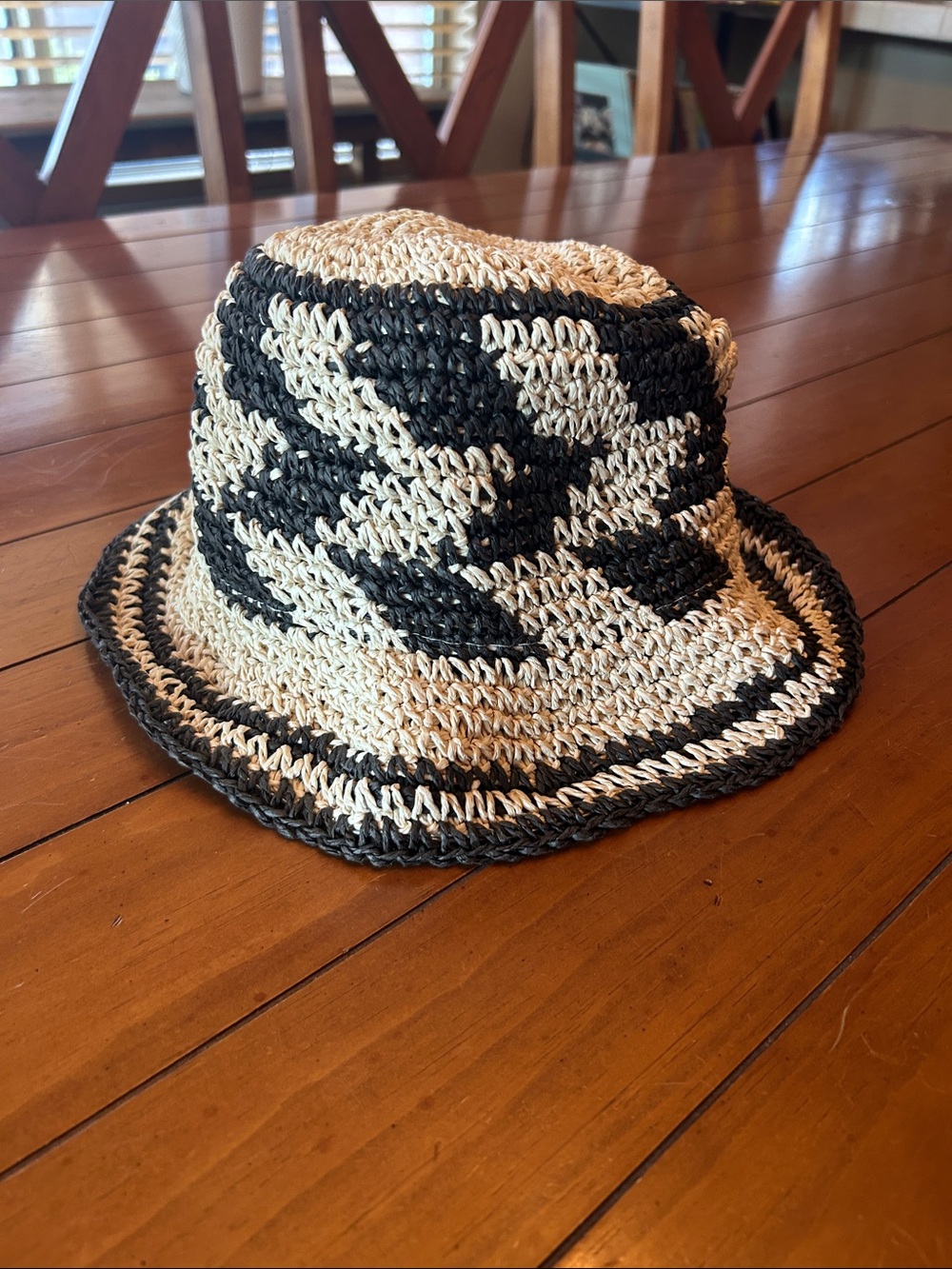 Vintage Black & Natural Woven Raffia Straw Bucket Fedora Hat